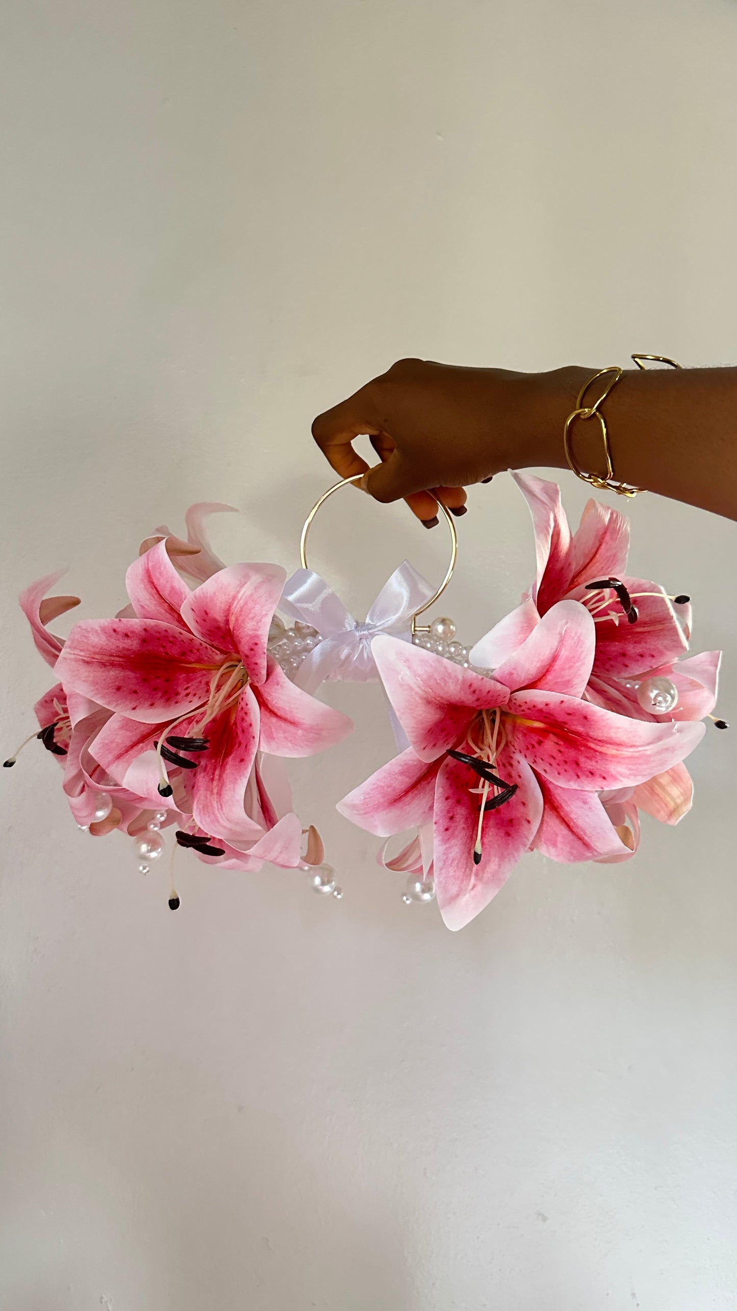 The PINK IVORY BOW bouquet